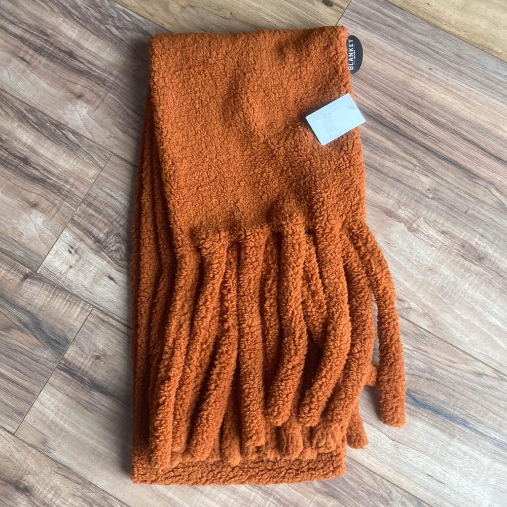 COPY - Forever 21 Blanket Scarf NWT Chestnut